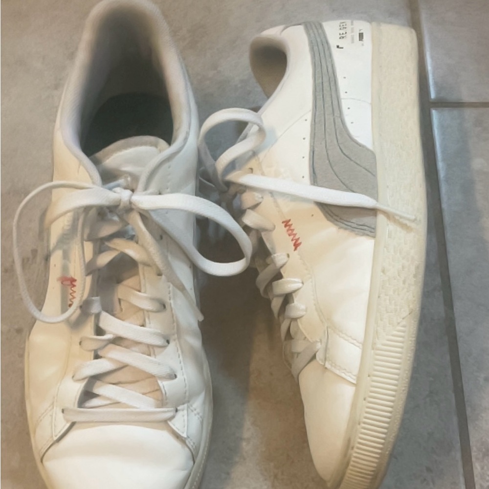 Puma White and Gray Sneakers - Picture 7 of 10